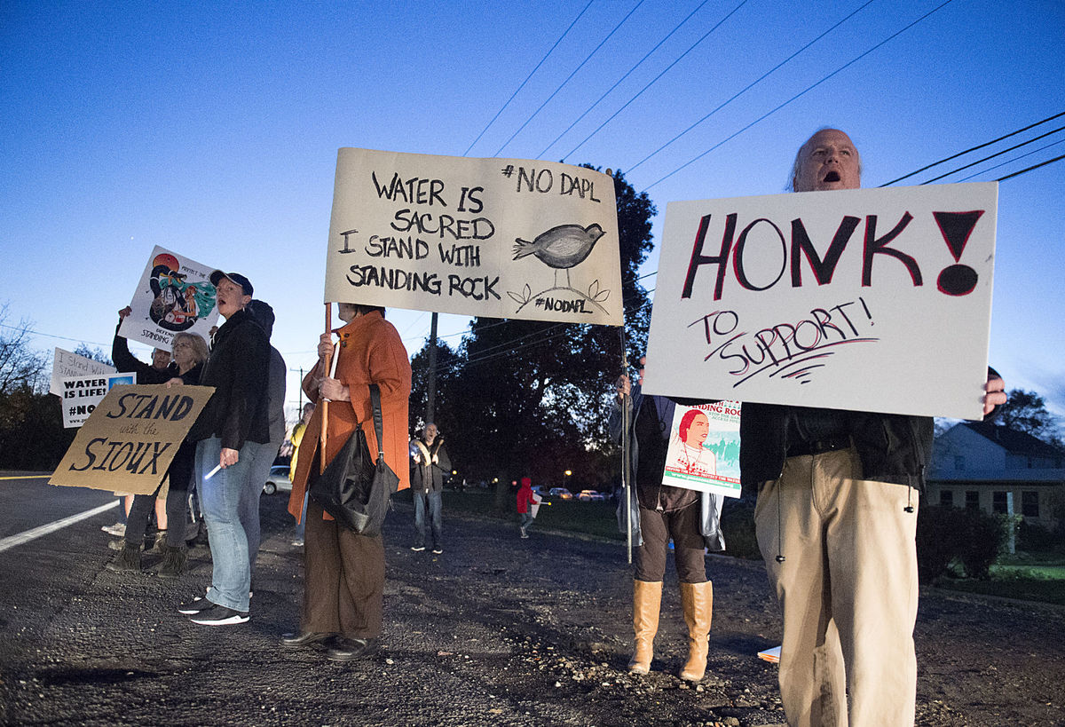 courierstandingrockprotest